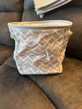 Thirty-One Mini Storage Bin - Taupe Geometric Print